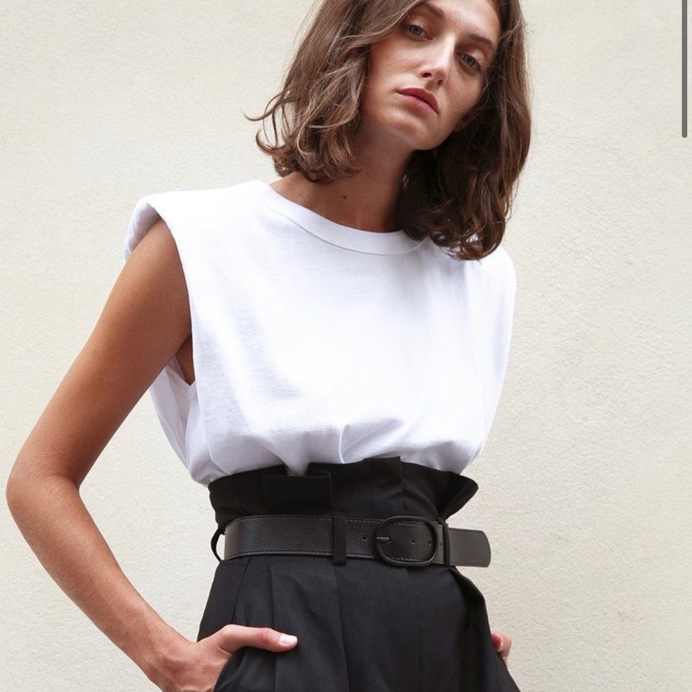 Eva Padded Shoulder Muscle Tee